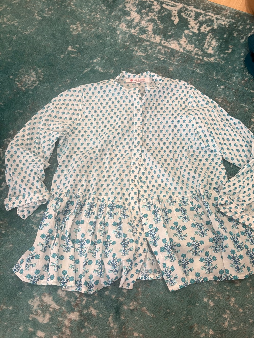 Ro’s Garden blue Floral Long Sleeve Top Boho peplum Button Down like New Medium